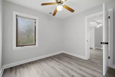 1700 Pratt Street, Des Plaines, IL 60018 - Photo 17