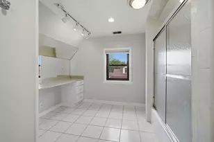 1700 Pratt St, Des Plaines, IL 60018 - Photo 23