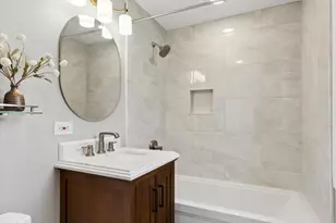 380 Oak St, Glen Ellyn, IL 60137 - Photo 15