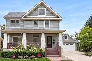 16 S Monroe St, Hinsdale, IL 60521 - Photo 1