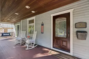 16 S Monroe St, Hinsdale, IL 60521 - Photo 3