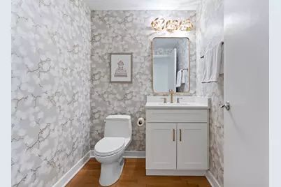 250 E Pearson Street #1002, Chicago, IL 60611 - Photo 13