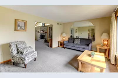 8600 Henke Drive, Tinley Park, IL 60487 - Photo 5