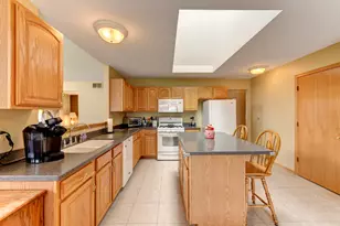 8600 Henke Dr, Tinley Park, IL 60487 - Photo 13