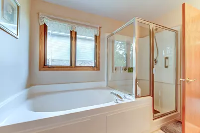 8600 Henke Drive, Tinley Park, IL 60487 - Photo 23