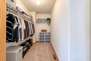 8600 Henke Dr, Tinley Park, IL 60487 - Photo 21