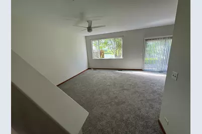 593 W Kristina Lane, Round Lake, IL 60073 - Photo 3