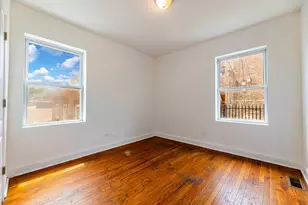 1633 W 76th St, Chicago, IL 60620 - Photo 9