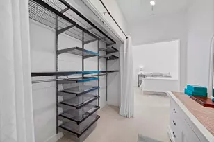 860 W Blackhawk St, Chicago, IL 60642 - Photo 13
