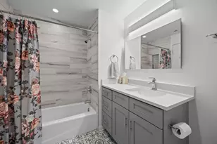 860 W Blackhawk St, Chicago, IL 60642 - Photo 15