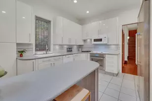 1034 N La Salle Dr, Chicago, IL 60610 - Photo 17