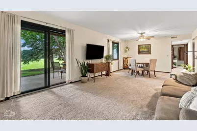 4905 W Oakwood Drive #D, McHenry, IL 60050 - Photo 7