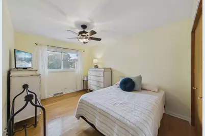 312 W Goebel Drive, Lombard, IL 60148 - Photo 11