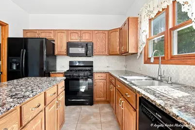 872 Harvest Court, Antioch, IL 60002 - Photo 11
