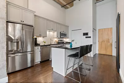 758 N Larrabee Street #319, Chicago, IL 60654 - Photo 9