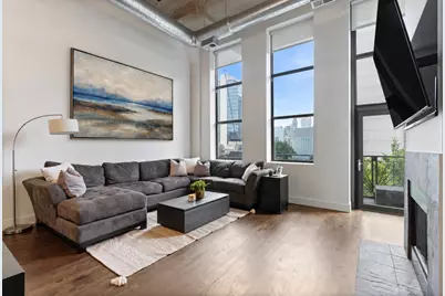 758 N Larrabee Street #319, Chicago, IL 60654 - Photo 3
