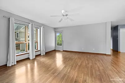 450 W Downer Place #2A, Aurora, IL 60506 - Photo 7
