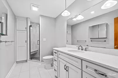 450 W Downer Place #2A, Aurora, IL 60506 - Photo 13
