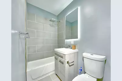 460 W 28th Place, Chicago, IL 60616 - Photo 5