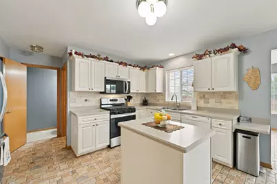 354 Settler Road, Dekalb, IL 60115 - Photo 11