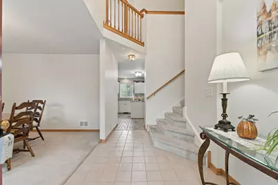 354 Settler Road, Dekalb, IL 60115 - Photo 5
