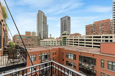333 W Hubbard Street #605, Chicago, IL 60654 - Photo 21