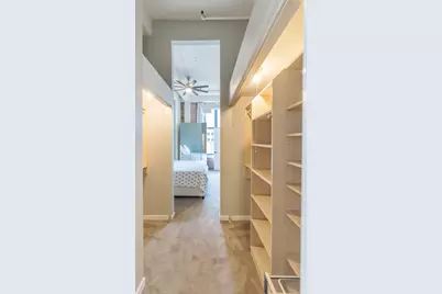 333 W Hubbard Street #605, Chicago, IL 60654 - Photo 13