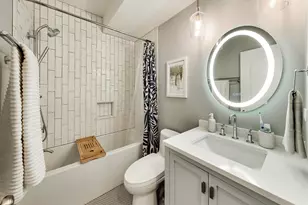 2243 W Ainslie St, Chicago, IL 60625 - Photo 9