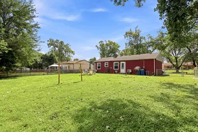 1672 Evergreen Avenue, Hanover Park, IL 60133 - Photo 13
