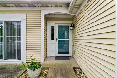 2276 Ashbrook Lane, Grayslake, IL 60030 - Photo 5
