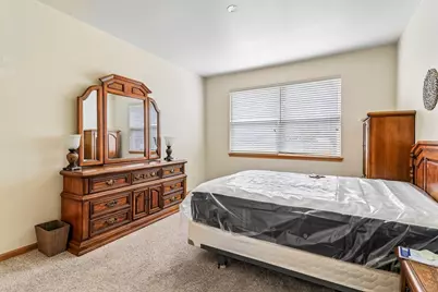 2276 Ashbrook Lane, Grayslake, IL 60030 - Photo 17
