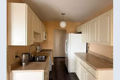 7141 N Kedzie Avenue #912, Chicago, IL 60645 - Photo 5
