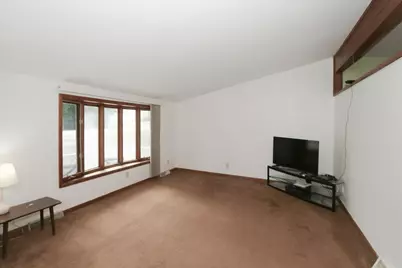 23874 N Echo Lake Road, Lake Zurich, IL 60047 - Photo 7