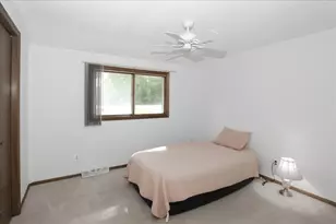 23874 N Echo Lake Rd, Lake Zurich, IL 60047 - Photo 17