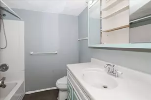 23874 N Echo Lake Rd, Lake Zurich, IL 60047 - Photo 15