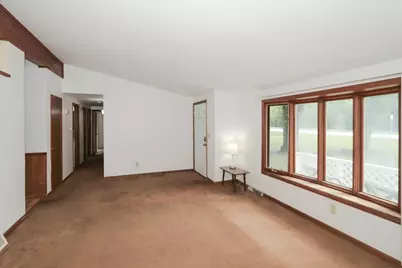 23874 N Echo Lake Road, Lake Zurich, IL 60047 - Photo 5