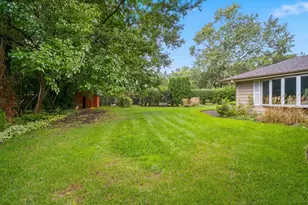 207 Tully Pl, Prospect Heights, IL 60070 - Photo 17