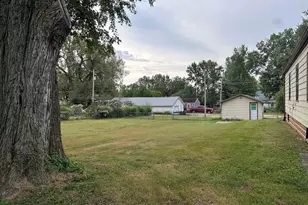 1607 Ontario Ave, Savanna, IL 61074 - Photo 3