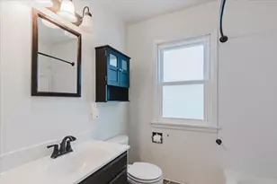 115 E 7th St, Gridley, IL 61744 - Photo 13