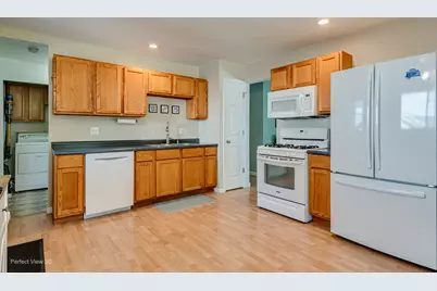 65 Eastfield Road, Montgomery, IL 60538 - Photo 7