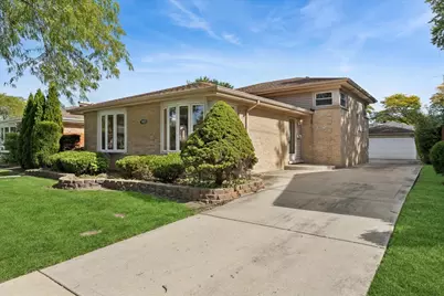 9427 Merrill Avenue, Morton Grove, IL 60053 - Photo 1