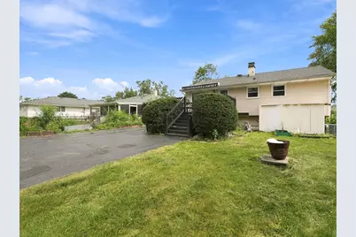 909 Cypress Lane, Joliet, IL 60435 - Photo 23