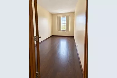 19401 Hickory Place, Country Club Hills, IL 60478 - Photo 13