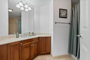 21 E Huron St, Chicago, IL 60611 - Photo 25