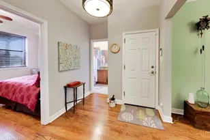 1520 W Belle Plaine Ave, Chicago, IL 60613 - Photo 15