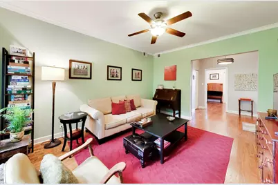 1520 W Belle Plaine Avenue #3, Chicago, IL 60613 - Photo 3