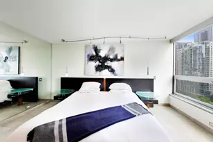 360 E Randolph St, Chicago, IL 60601 - Photo 15