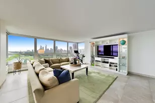 360 E Randolph St, Chicago, IL 60601 - Photo 7