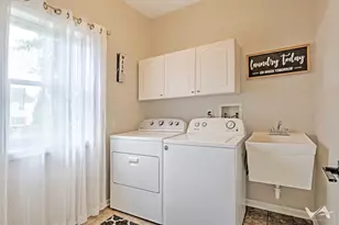 39W700 Green Pl, Geneva, IL 60134 - Photo 13