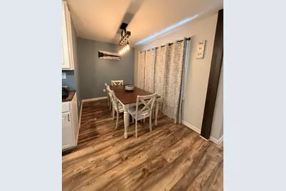 5349 Lawrence Drive, Kirkland, IL 60146 - Photo 15